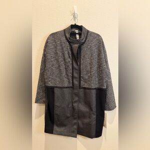 Lululemon Cocoon Car coat nwt size Small